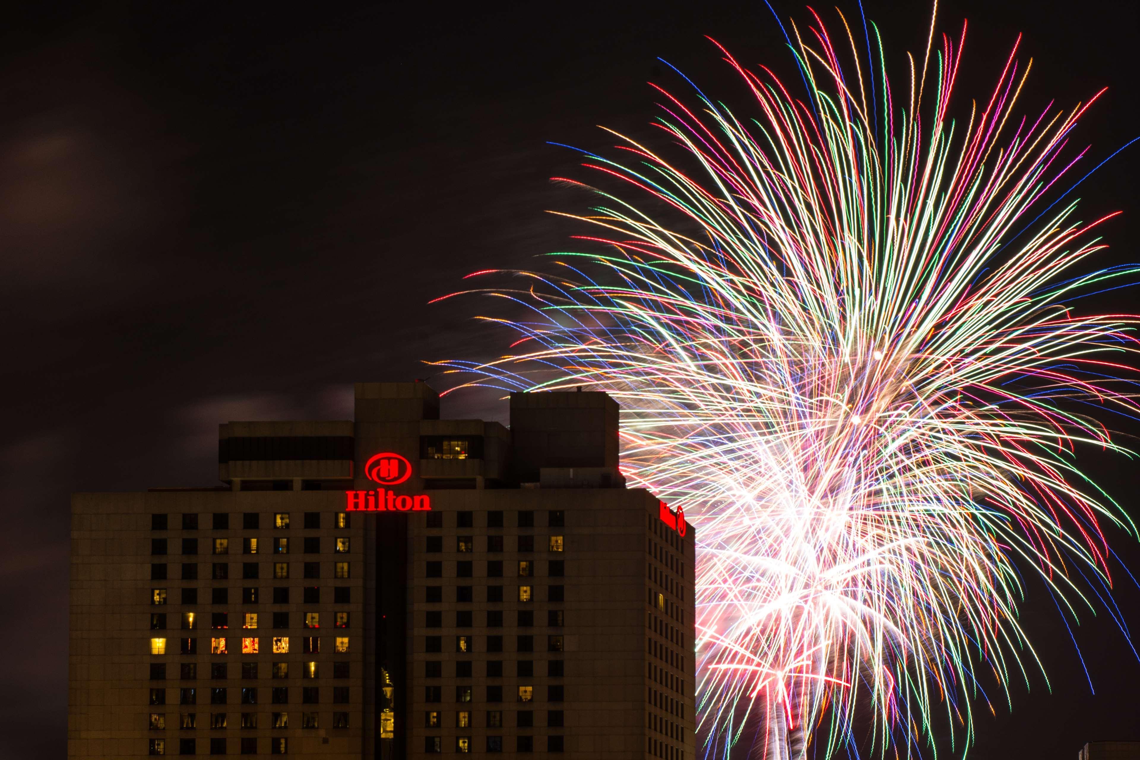 Hilton New Orleans Riverside Exterior photo