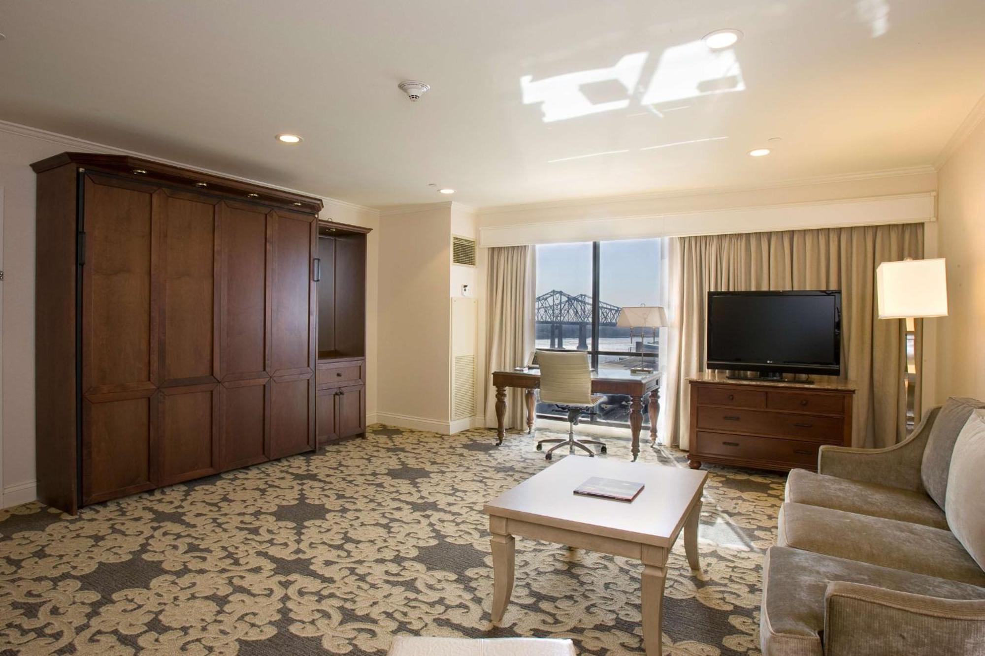 Hilton New Orleans Riverside Exterior photo