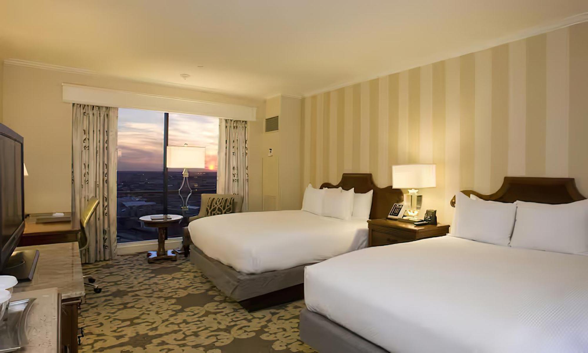 Hilton New Orleans Riverside Exterior photo